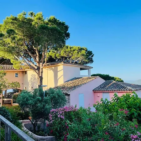 Apartment Tres Bel A Santa Giulia